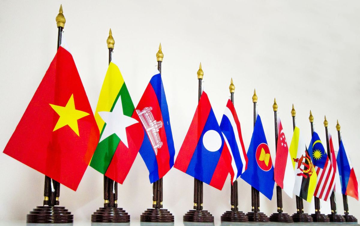 Thủ tướng: Cần phát huy ngoại giao kinh tế, kết nối doanh nghiệp nước ngoài với doanh nghiệp Việt Nam