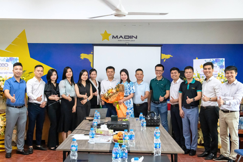 1992-1331 CEO1992 đặt tầm nhìn trở thành một tổ chức uy tín, là chỗ dựa vững chắc cho các doanh nhân sinh năm 1992 trong hành trình chinh phục những mục tiêu lớn.