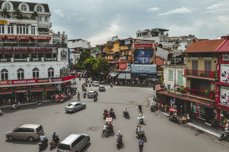 vietnam-2-1619 Thị trường Việt Nam tuy năng động, cởi mở nhưng có nhiều điểm đặc thù trong văn hóa có thể khó thích nghi với nhiều startup ngoại. Ảnh: T.L.
