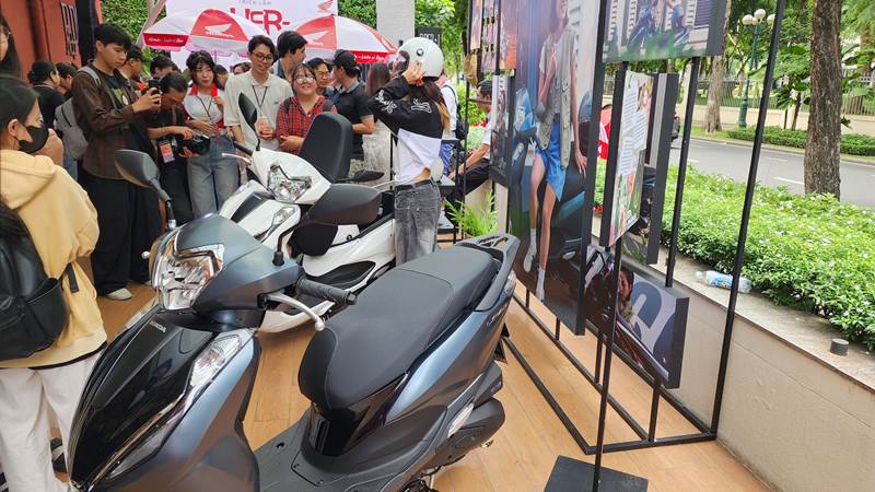 Honda LEAD 125cc phiên bản 2025 giá từ 39 triệu đồng