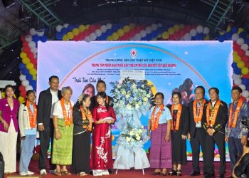 Trung tâm Nhân đạo Quê Hương: Hai Thập Kỷ Yêu Thương Vượt Qua Gian Khó