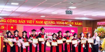 Gần 3 năm nỗ lực đổi lấy ngày hái quả ngọt của hơn 1.000 sinh viên HCE