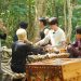 Bài toán sinh tồn đầu tiên của dàn Anh trai