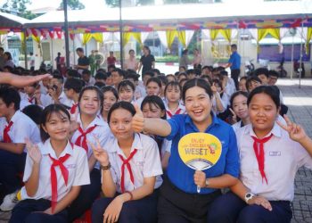 Đưa hướng nghiệp đến tận trường học: Giúp học sinh hiểu mình trước khi chọn nghề