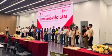 Trường Cao đẳng Văn Lang Sài Gòn kết nối việc làm cho sinh viên
